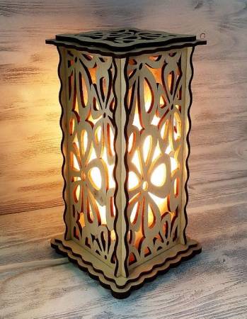 Лампа солевая деревянная с узором ромашка 1,5 кг фотография