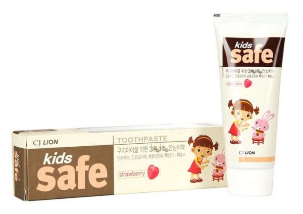 Зубная паста CJ Lion Kids Safe со вкусом клубники, от 3-х до 12 лет, 90 г фотография